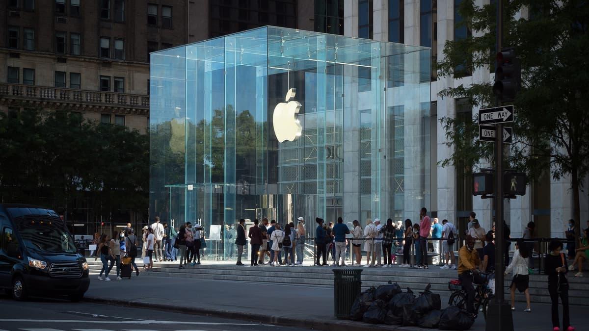 Apple готує нову унікальну пошукову систему для конкуренції з Google