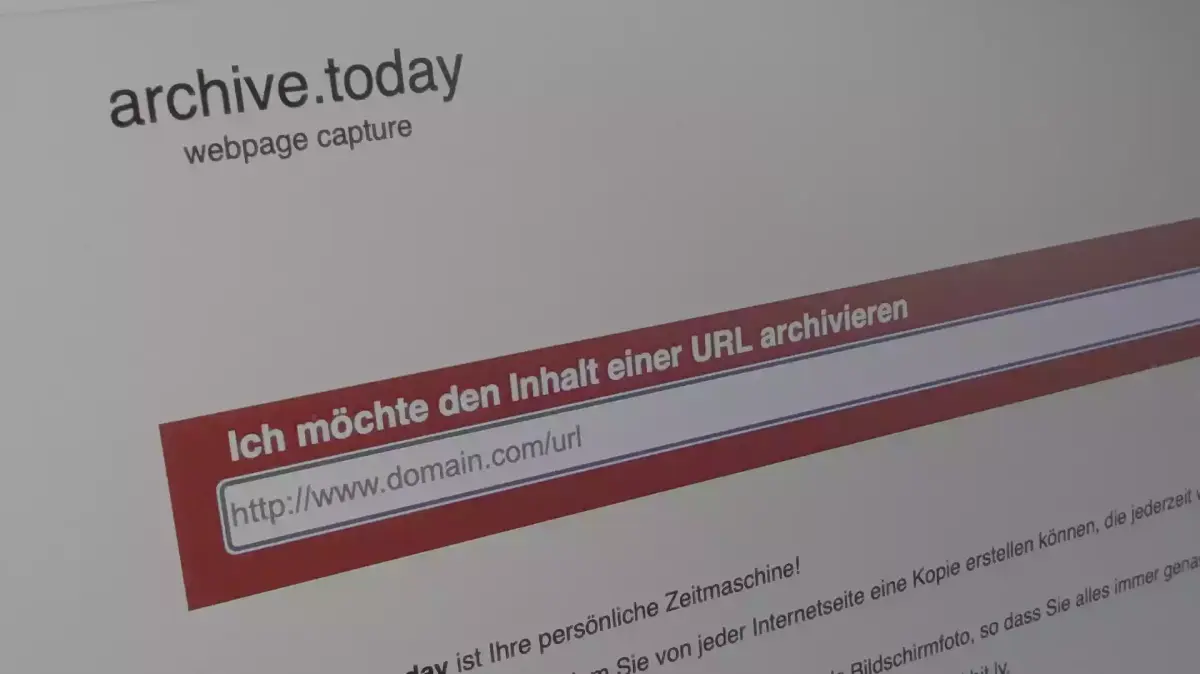 ФБР полює на сервіс Archive.today: чому він цікавить спецслужби